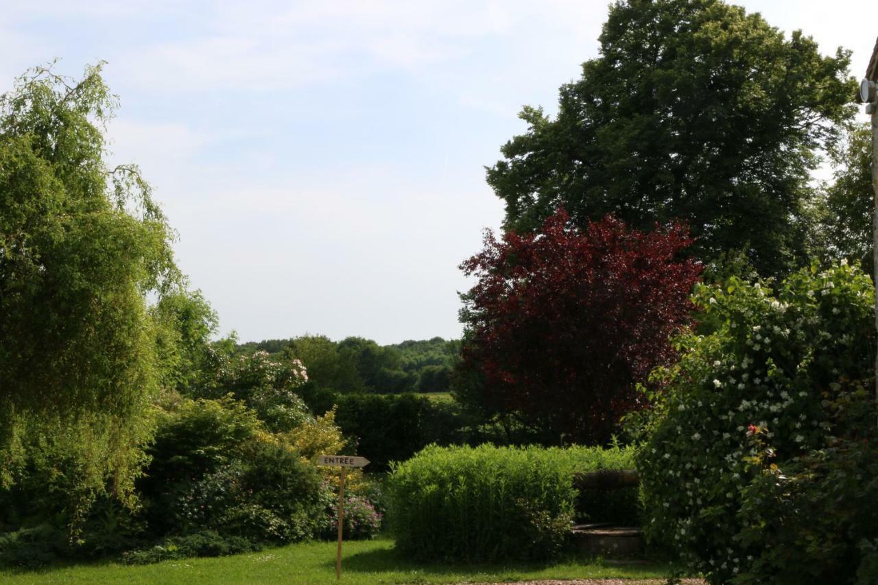 Bed and Breakfast Le Bourgis La Chapelle-Montligeon Exterior foto