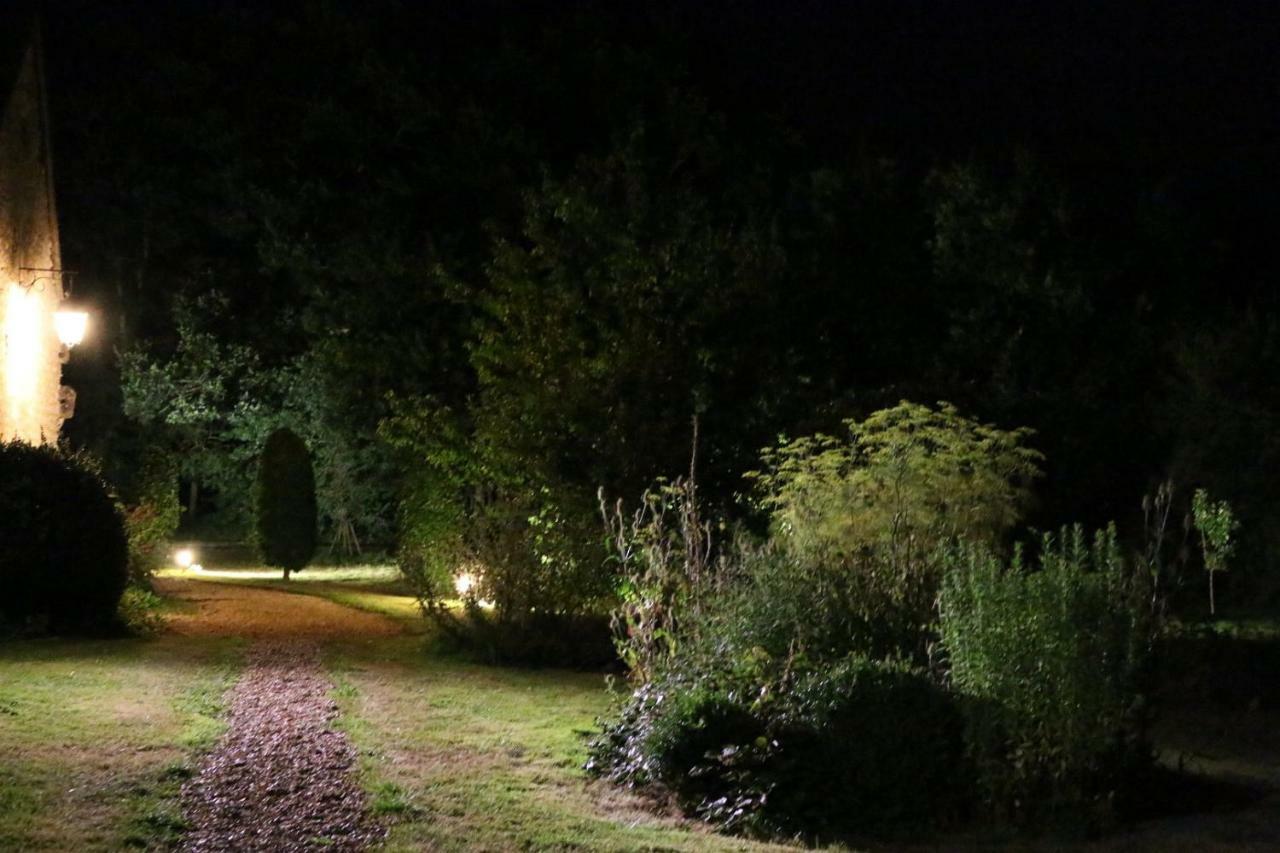 Bed and Breakfast Le Bourgis La Chapelle-Montligeon Exterior foto